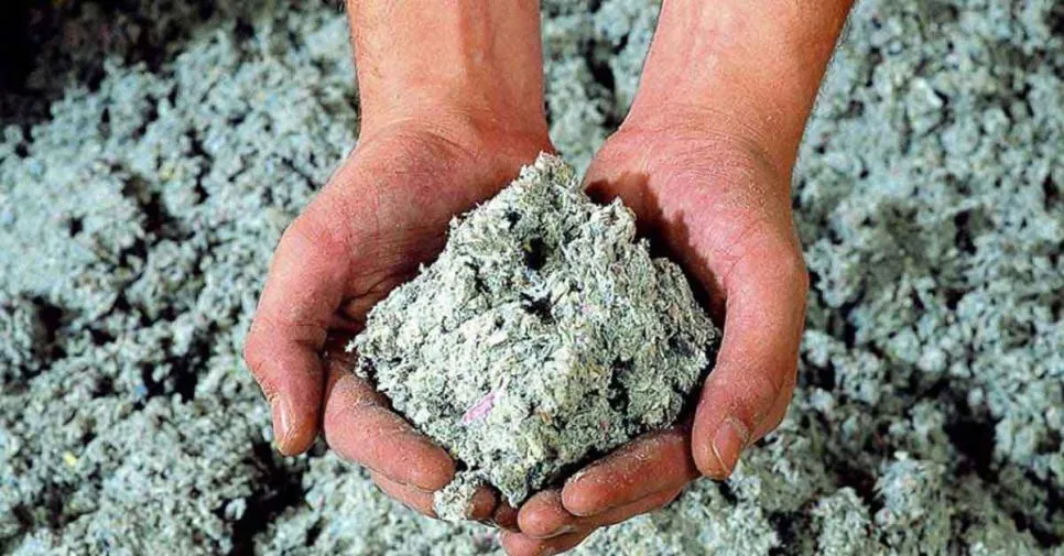 Odeur de la ouate de cellulose sans sel de bore