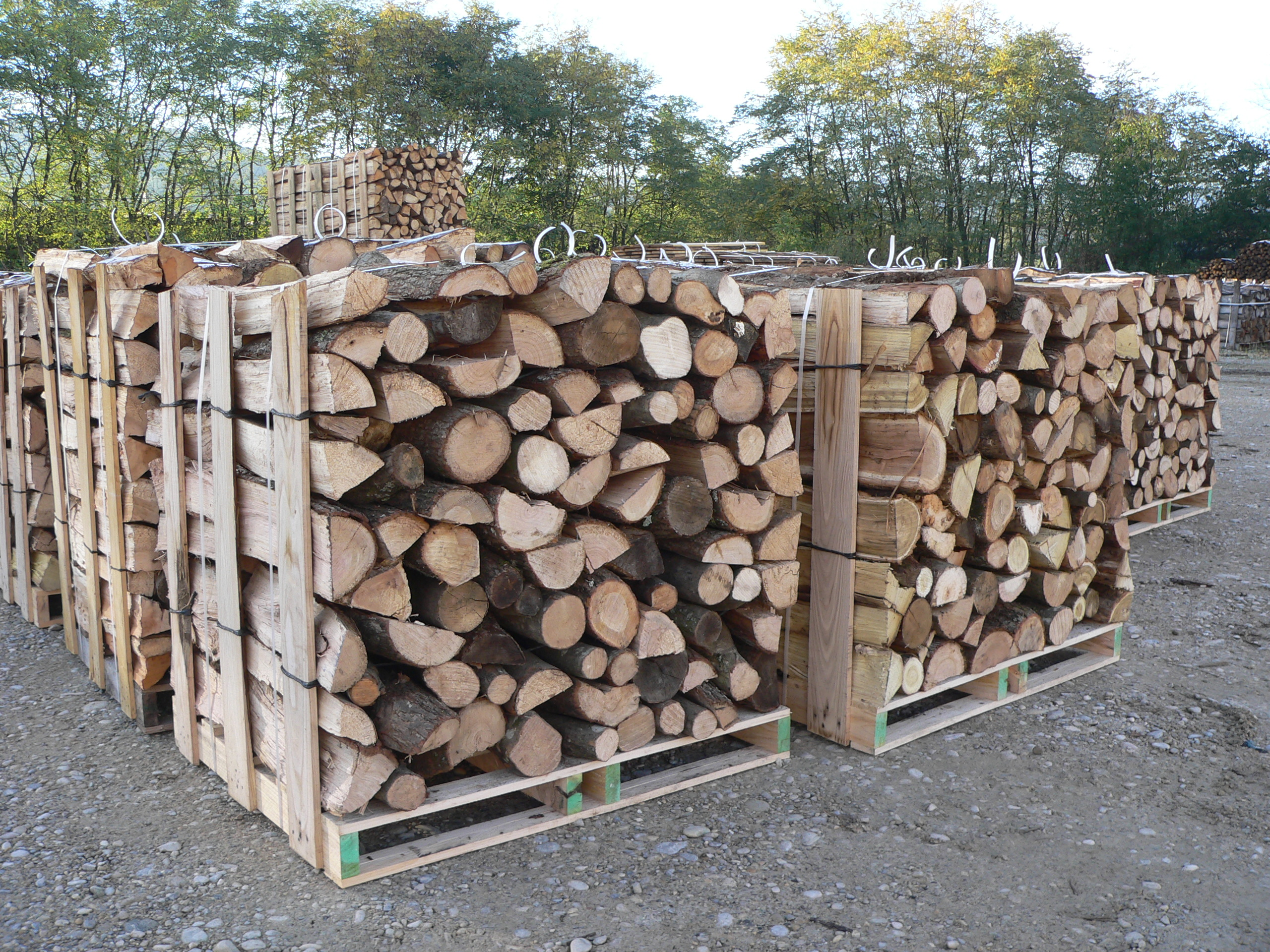 Bois de chauffage - Combustibles pour poêle ou cheminée Bois de chauffage - Combustibles pour poêle ou cheminée